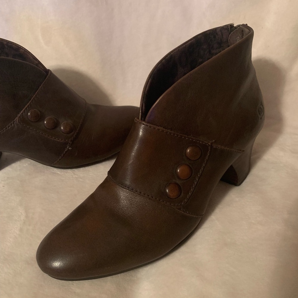 Genuine leather brown booties women’s size 7
